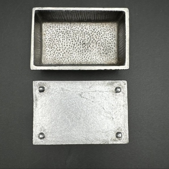 Ashtray and Cigarette Holder Pewter Vintage Rare Embossed Stone/Hen Holon/Israel - Picture 6 of 16